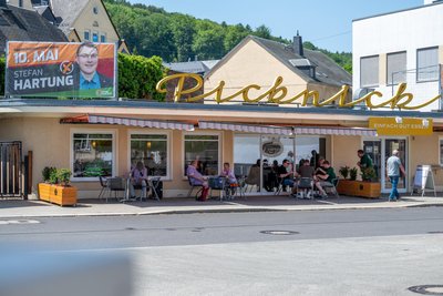 Das Picknick-Haus am Postplatz: Hier wählt man Hartung.