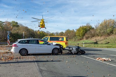 Ein Peugeot und eine Honda stießen am Abzweig zur Stollberger Straße gegeneinander.