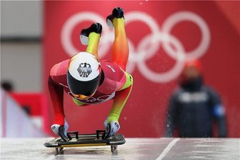 Enttäuscht, aber zuversichtlich - Axel Jungk startet kraftvoll in die Olympiabahn.
