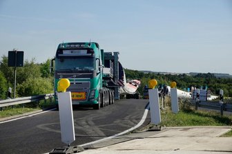 A 4-Abfahrt am Kreuz Chemnitz wieder frei: Schwertransporte rollen wieder - 