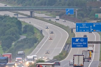 A 4: Warum die Abfahrt Glauchau-Ost am Dienstag für fünfeinhalb Stunden gesperrt werden muss - Blick zur Abfahrt Glauchau-Ost. Sie bleibt am Dienstag zwischen 8.30 und 14 Uhr voll gesperrt.