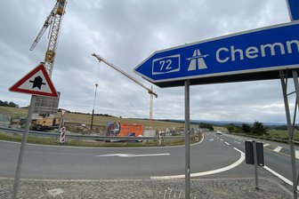 A 72-Auffahrt Reichenbach: Bundesstraße im Oktober komplett gesperrt - A -72-Anschlussstelle Reichenbach. Der Autobahnzubringer B 94 wird in Höhe der Großbaustelle voraussichtlich ab 6. Oktober komplett gesperrt.
