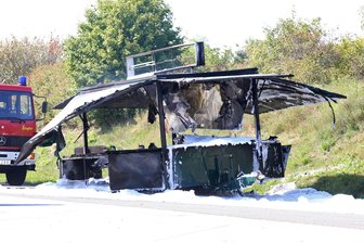 A4: Schankwagen ausgebrannt -