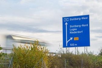 A72: Auf Auto geschossen? Polizei sucht Zeugen -