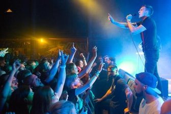 Ab heute Tickets für Kraftklub-Konzert in Zwickau - Am 8. Oktober gab Kraftklub ein Benefizkonzert im Chemnitzer AJZ.