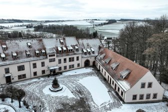 Ab ins Kloster Wechselburg: Oasentage und Besinnungswochenende - Das Benediktinerkloster Wechselburg ist nicht nur Lebensmittelpunkt für Mönche, sondern auch Ruhepol für Erholungssuchende. Neu in diesem Jahr wird ein Besinnungswochenende angeboten.