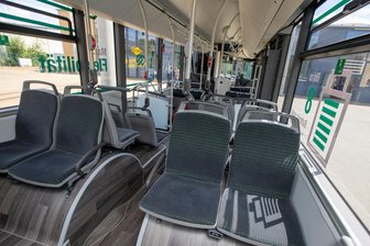 Ab Juni fahren in Plauen E-Busse - Das Innere eines E-Busses während einer Testfahrt in Plauen.