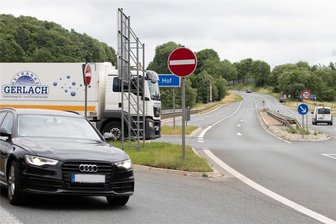 Ab Mitte August wird auf der A 72 zwischen Plauen-Ost und Plauen-Süd gebaut - Im Laufe der Bauarbeiten ist auch eine zeitweise Teilsperrung der Anschlussstelle Plauen-Ost in Fahrtrichtung Hof geplant.