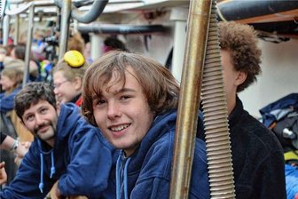 Abenteuer im „Segelnden Klassenzimmer“: Was ein Vogtländer auf einer Reise über den Atlantik erlebt - Florentin Tröger war für sieben Monate im "Segelnden Klassenzimmer" mit 43 anderen Zehnt- und Elftklässlern aus ganz Deutschland unterwegs.