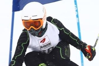 Abgeklärt wie die Großen - Junis Milo Korn vom ASC Oberwiesenthal gewann als Lokalmatador beide Läufe.