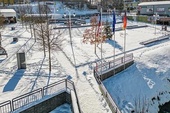 Abgesagter Europatag: Erzgebirger sind empört - Blick auf die Gemeinsame Mitte in Bärenstein/Vejprty. Dort sollte am 13. Mai der Europatag gefeiert werden - in Regie der Europäischen Kommission sowie des Europäischen Parlaments. 