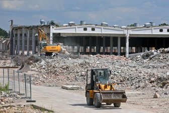 Abriss bei Drews läuft auf vollen Touren - 