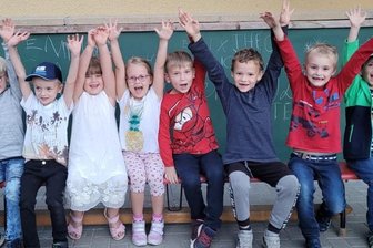 Abschied aus Kita "Schöne Aussicht": Hurra, wir kommen in Schule! - 