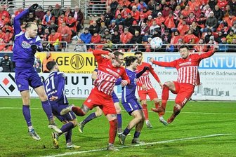 "Für mich war das nicht überraschend, dass wir den Derbykampf besser angenommen haben", sagte Davy Frick (rechts) und verlor dennoch.