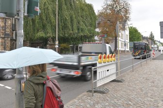 Achtung auf der B 173 in Freiberg: Halbseitige Sperrung - Die Dresdner Straße in Freiberg wird ab Montag halbseitig gesperrt.