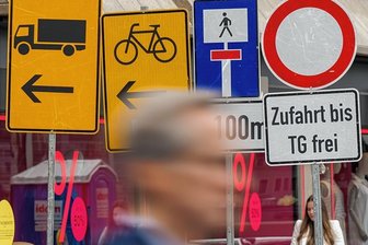 Achtung Autofahrer in Chemnitz: Hier drohen diese Woche Staus und Behinderungen - Das Umleitungschaos in Chemnitz geht weiter. Die "Freie Presse" gibt einen Überblick über die Baustellen in dieser Woche. 