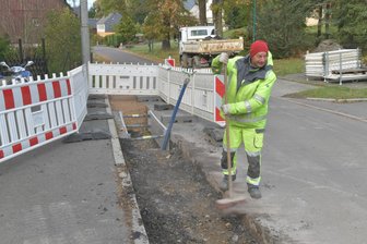 Achtung, neue Baustellen in Mittelsachsen: Wo es klemmen könnte - Gearbeitet wird unter anderem an der Straßenbaustelle in Clausnitz.