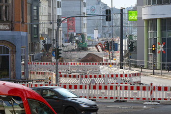 Achtung Staugefahr: Hier wird es in dieser Woche auf den Chemnitzer Straßen eng - Eine der langen Baustellen: die Clausstraße.