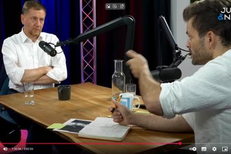 Achtung unangenehm: Michael Kretschmer bei „Jung & Naiv“ - In zwei Stunden Interview stellte sich Michael Kretschmer den Fragen von Tilo Jung. Einzelne Ausschnitte sorgten für Aufmerksamkeit.