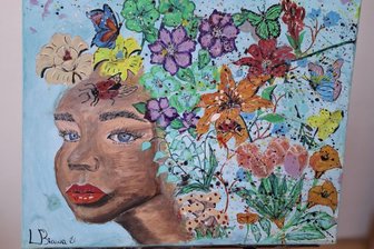 Acryl und Bleistift: Die kreative Reise einer jungen Frau aus Kamerun im Erzgebirge - In der neuen Treppenhausausstellung in der Stadtbibliothek Annaberg-Buchholz treffen kraftvolle Acrylbilder auf feinfühlige Bleistiftzeichnungen.