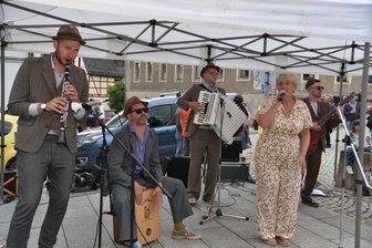 Adorfer Sommerabende: Das sind die Konzerte in diesem Jahr - Die Musiker von der Band Kraizdaquer eröffnen dieses Jahr die Adorfer Sommerabende.
