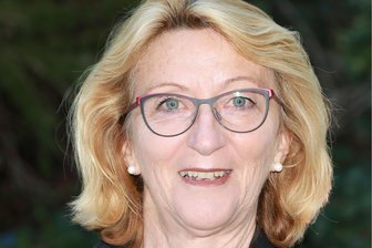 Adorfs frühere Bürgermeisterin hält flammendes Plädoyer für neue Super-Kommune im Dreiländereck - Mariechen Bang (CDU) war sieben Jahre Bürgermeisterin von Adorf und ist Stadträtin in der Kleinstadt.