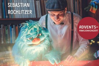 Adventskonzert mit Sebastian Rochlitzer in Schellenberg - Sebastian Rochlitzer kommt mit seiner Handpuppe Ulfie gut bei Kindern an.