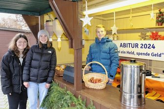 Adventsmarkt: Grillen für den Abi-Ball 2024 -