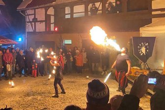 Adventsmarkt wie im Mittelalter: Feuershows und Handbrot in Lauterbachs Kultscheune - An der Bergstraße 3 in Lauterbach geht es am Samstag wieder mittelalterlich zu.