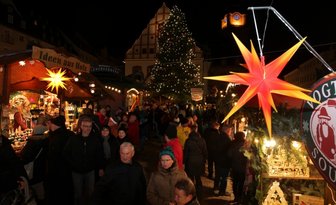 Adventszauber: Plauens Markt ist eröffnet -