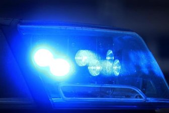 Älteres Ehepaar auf Straße ausgeraubt und schwer verletzt -