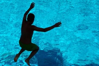 Ärger mit Hallenbad-Besuchern -
