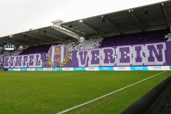 Ärger über Gästefans im Heimbereich: Wie sich Erzgebirge Aue aufs Sachsenderby vorbereitet - Ob die aktive Fanszene auch diesmal eine Choreo vorbereitet, ist noch geheim. Dieses Bild entstand beim letzten Sachsenderby.