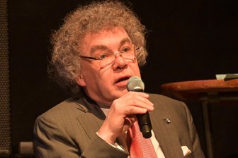 Ärger wegen Russland-Trip von Zwickauer Abgeordneten: AfD präzisiert Grund für Strafe - Die AfD-Bundestagsfraktion hat 2000 Euro Ordnungsgeld gegen Matthias Moosdorf verhängt.