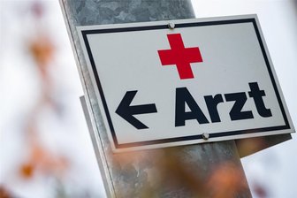 Ärztehonorare für 2024 in Sachsen gesichert - Die Vergütung für Sachsens Kassenärzte im kommenden Jahr ist gesichert.
