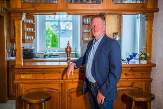 AfD-Kandidat Thomas Dietz: Lugauer will vom Büromitarbeiter zum Abgeordneten werden - AfD-Direktkandidat Thomas Dietz kommt aus Lugau, ist verheiratet und hat drei Kinder. 