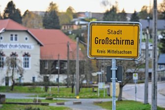 AfD-Mann legt Dienstaufsichtsbeschwerde gegen Großschirmas Bürgermeister ein - Eine Dienstaufsichtsbeschwerde gegen Großschirmas Bürgermeister Volkmar Schreiter hat AfD-Mann Rolf Weigand gestellt.