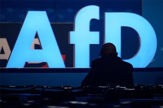 AfD Sachsen als rechtsextremistisch eingestuft: Diese Gründe nennt der Verfassungsschutz - Der sächsische Verfassungsschutz hat die AfD Sachsen als rechtsextremistisch eingestuft.