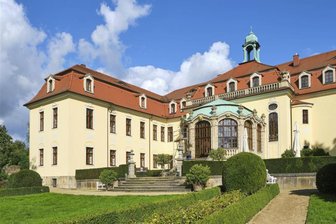 AfD-Werbevideo vor OB-Wahl: Rechtsextremes Magazin filmt heimlich in sächsischem Weingut, Schlossherrin wehrt sich - Blick auf das Weingut Schloss Proschwitz in Meißen.