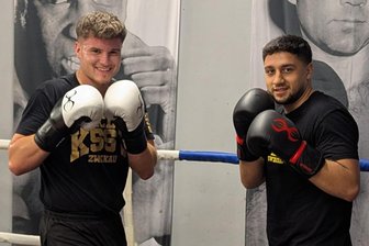 Aggressiv war gestern: Zwickauer findet durchs Boxen zu mehr Ruhe - Rezan Boral (r.) – hier beim Sparring mit Payam Jusofie – gehört bei der Landesmeisterschaft im Cruisergewicht (bis 85 Kilogramm) zu den Top-Favoriten.