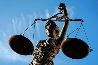 Akte Westsachsen: Zwickauer Hobbyzeichner muss 1850 wegen vermeintlicher Pornos ins Zuchthaus - Bildtext 
