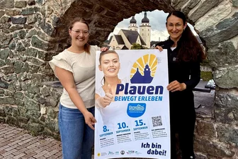 Aktion „Plauen bewegt erleben“: Was in diesem Jahr geplant ist - Lena Schaller vom Stadtmarketing und Catharina Schubert von Inmotio werben für die Aktion.