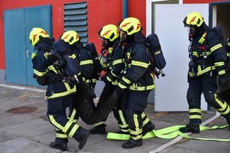 Alarmierung für Rochlitzer Feuerwehr: Verwirrung um Einsatzort - Die Feuerwehr Rochlitz (hier bei einer Übung) musste am Sonntag den Brand zunächst suchen.
