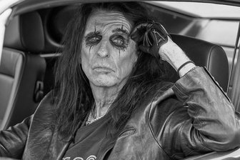 "Alice Cooper wollte uns für seinen Tourauftakt" - Alice Cooper sucht am Freitag die Stadthalle heim.
