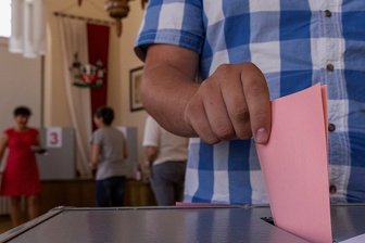 Alle Amtsinhaber von Wählern bestätigt - In mehreren Kommunen des Altlandkreises wurden am Sonntag auch die Bürgermeister für die kommenden sieben Jahre gewählt. Am spannendsten war es dabei in Scheibenberg. 