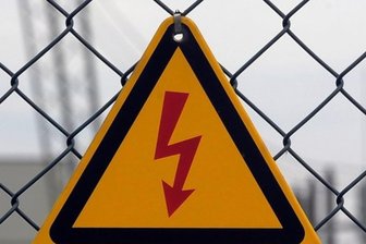 Alle Orte, alle Straßen, alle Zeiten: Hier wird ab Dienstag im Vogtland über mehrere Stunden der Strom abgeschaltet - Durch Arbeiten an der Stromversorgung (Symbolfoto) kommt es im oberen Vogtland bis Ende August tageweise zu Stromabschaltungen von sechs bis acht Stunden pro Ort.