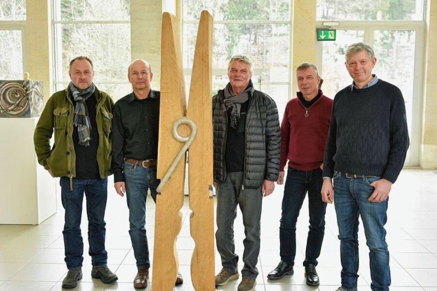 Alles aus Holz: Künstlergruppe aus dem Erzgebirge stellt in Bad Elster aus - Die erzgebirgische Künstlergruppe "exponArt".