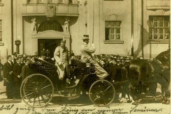 Als der König in der Kutsche vorfuhr - 16. April 1912: König Friedrich August III. von Sachsen ist vor dem Lehrerseminar in Zwickau vorgefahren.