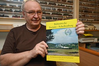 Als die Panoramabahn über sieben Brücken durchs Erzgebirge zuckelte - Claus Schlegel hat ein Buch aus Anlass von 125 Jahren Eisenbahnlinie Zwönitz-Scheibenberg geschrieben. Darin erinnert er an ein beachtliches Kapitel Verkehrsgeschichte im Erzgebirge.