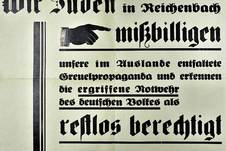Als im Vogtland die Saat des geschürten Judenhasses aufging - Im Archiv des Museum Burg Mylau befindet sich dieses Plakat, das jüdische Unternehmer in Reichenbach in ihre Fenster hängen mussten. 